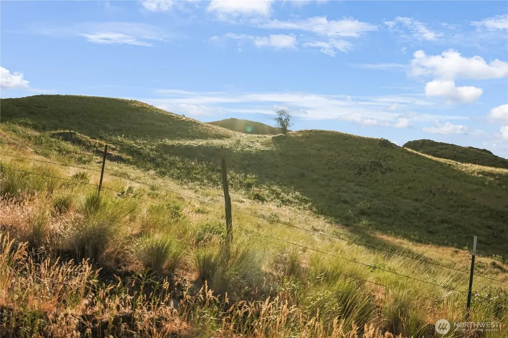 0 Hidden Hills Lane Tonasket WA 98855