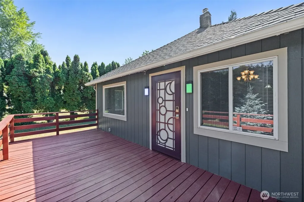 1421 N 32nd Street Renton WA 98056