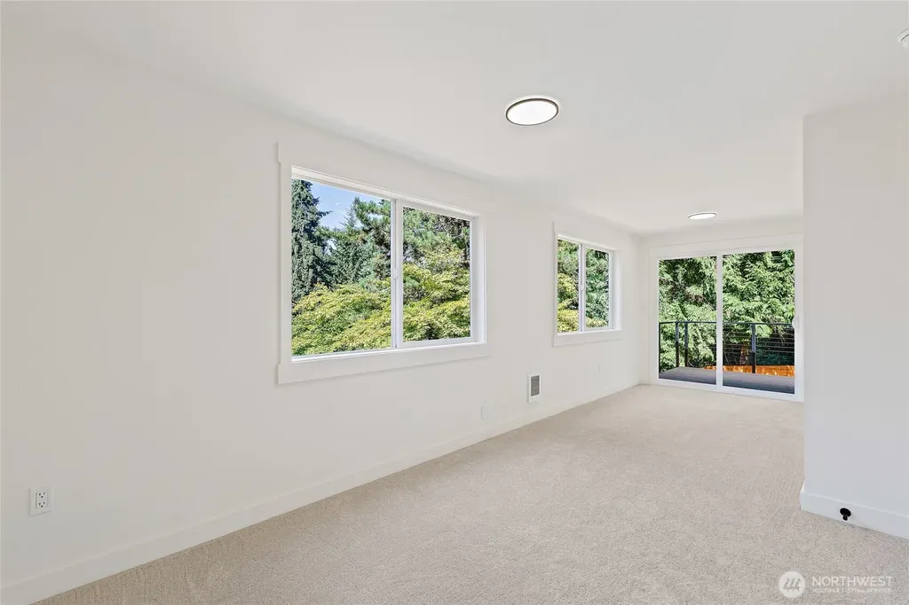 17229 72nd Avenue W Edmonds WA 98026