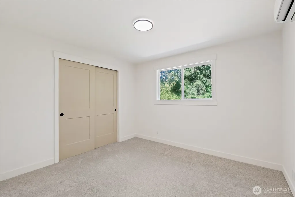 17229 72nd Avenue W Edmonds WA 98026