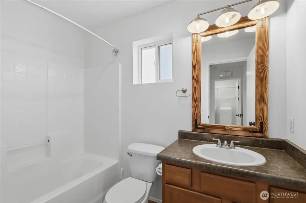 2405 104th Avenue SE Lake Stevens WA 98258
