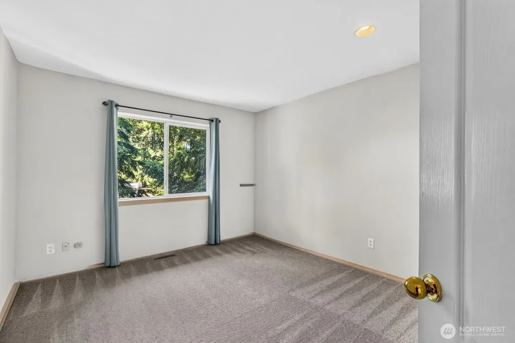 3516 97th Avenue E Edgewood WA 98371