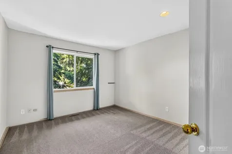 3516 97th Avenue E Edgewood WA 98371