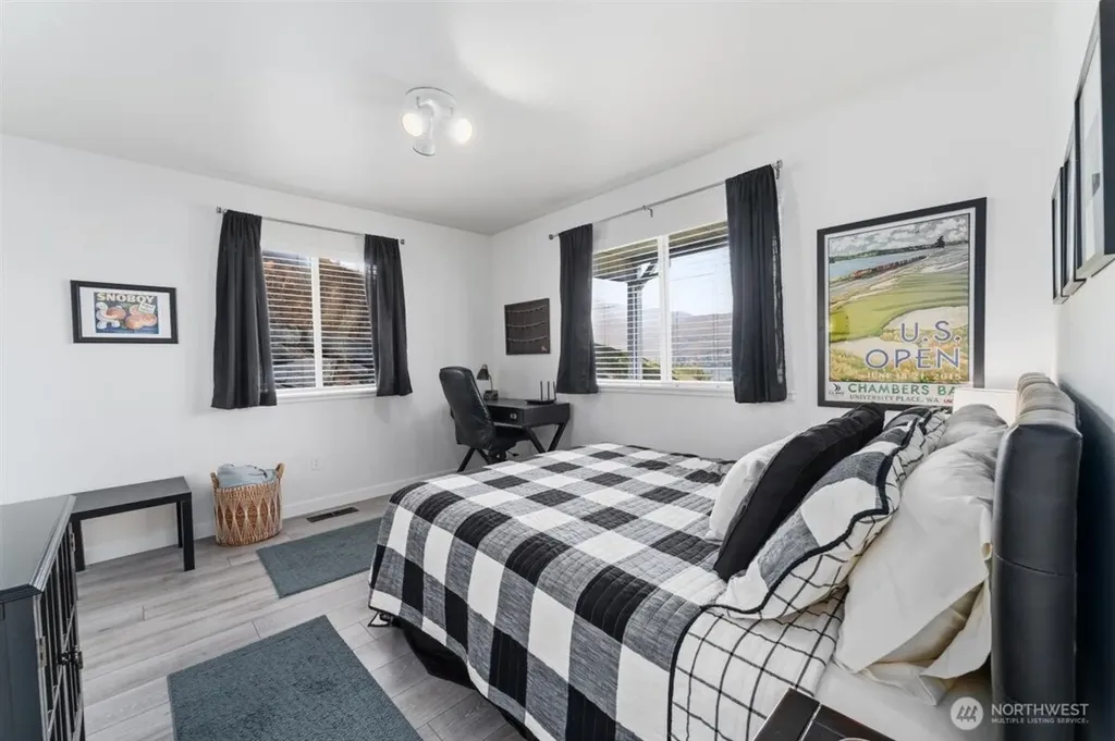 130 Monte Carlo Drive Chelan WA 98816