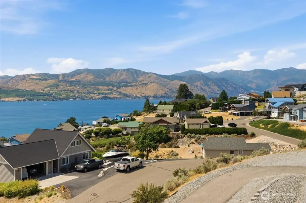 130 Monte Carlo Drive Chelan WA 98816