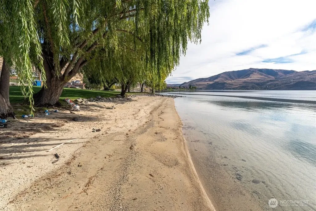 130 Monte Carlo Drive Chelan WA 98816