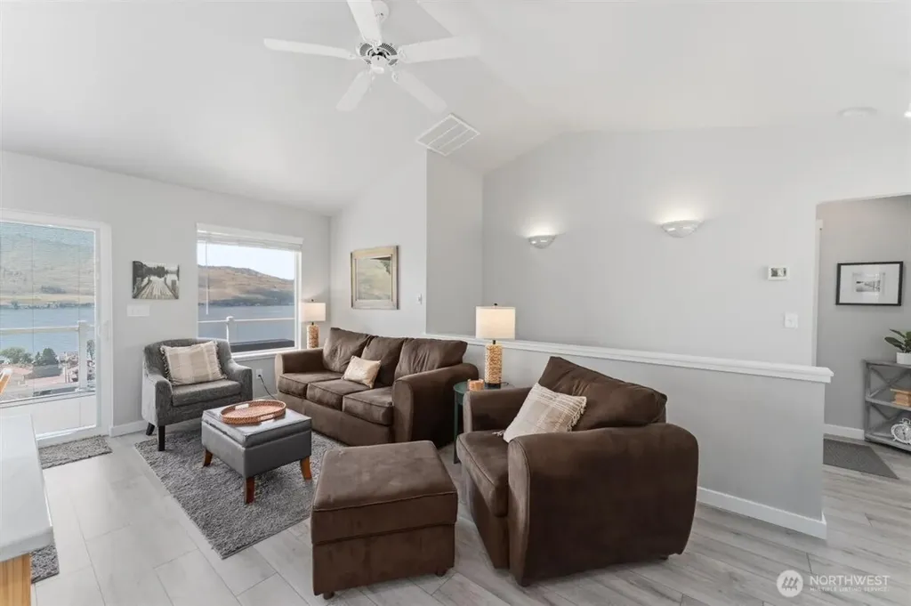 130 Monte Carlo Drive Chelan WA 98816