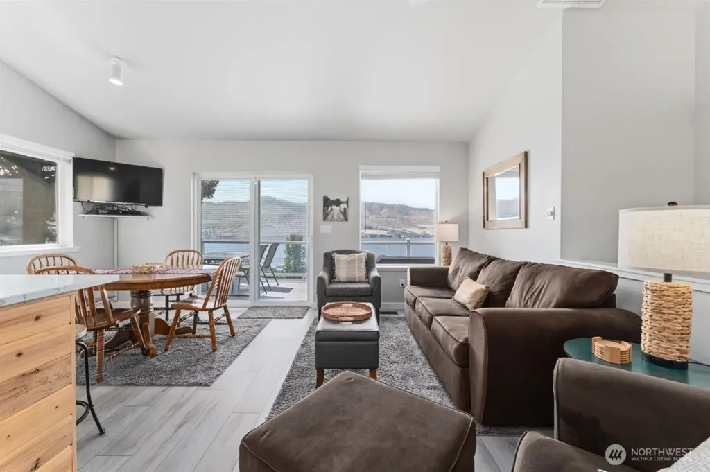 130 Monte Carlo Drive Chelan WA 98816