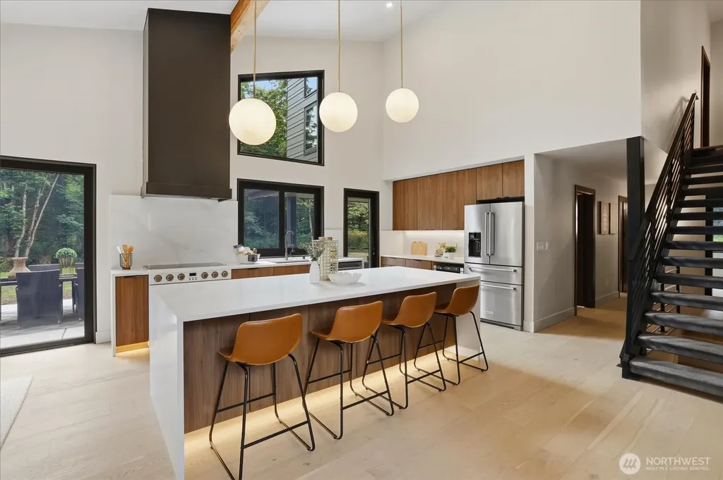 18520 65th Avenue SE Snohomish WA 98296