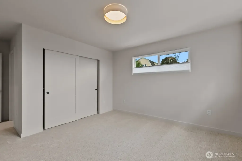 2509 N 42nd Street Seattle WA 98103