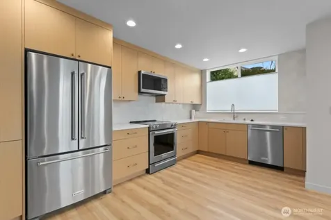 2509 N 42nd Street Seattle WA 98103