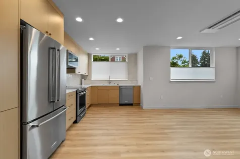 2509 N 42nd Street Seattle WA 98103