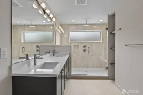 2509 N 42nd Street Seattle WA 98103
