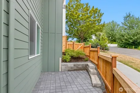 2509 N 42nd Street Seattle WA 98103