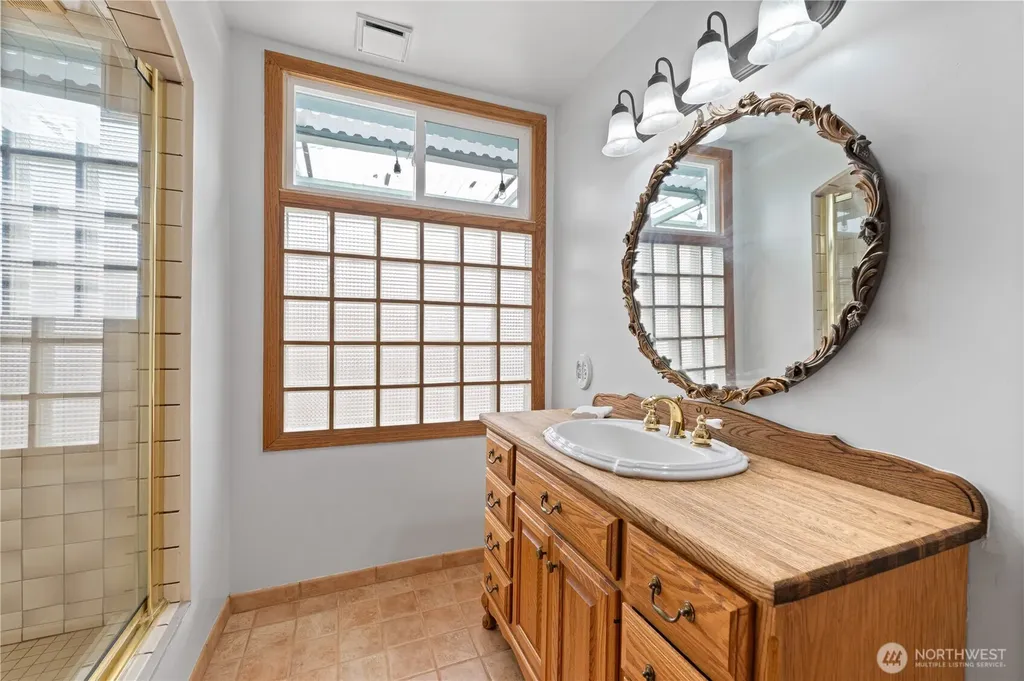 380 C Street Friday Harbor WA 98250