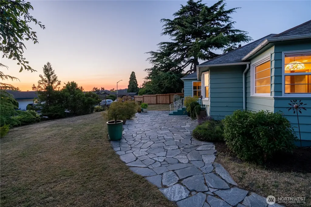 380 C Street Friday Harbor WA 98250