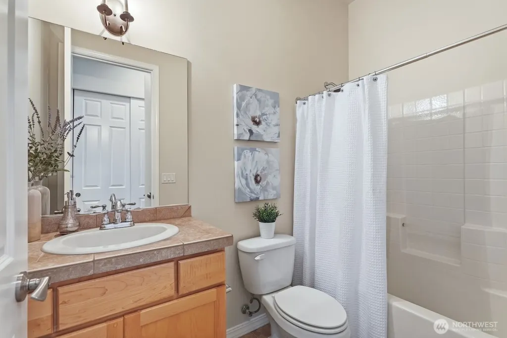 24250 NE 131st Terrace Redmond WA 98053