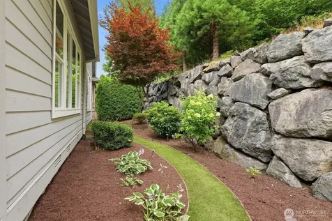 24250 NE 131st Terrace Redmond WA 98053