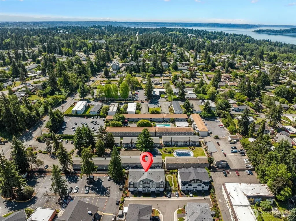 115 SW 181st Place Normandy Park WA 98166