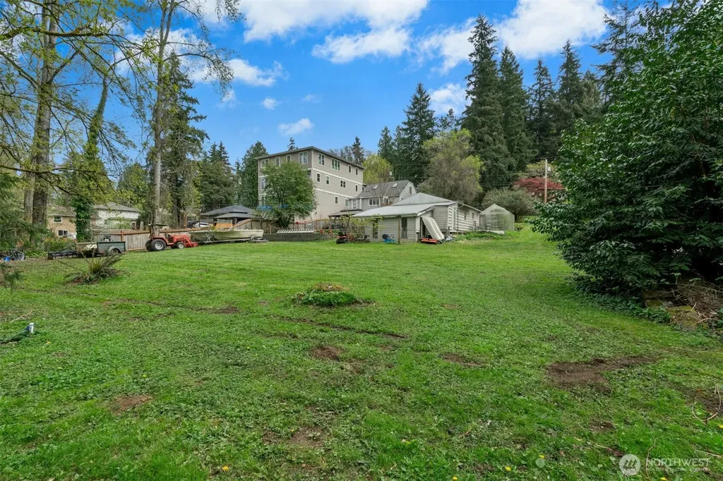 18011 83rd Avenue NE Kenmore WA 98028