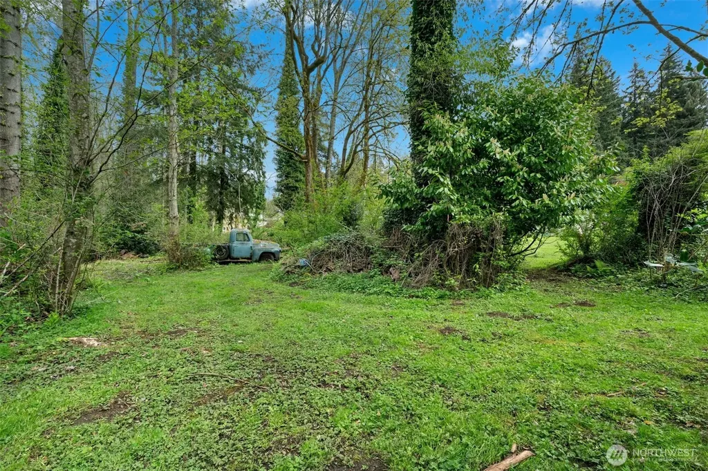 18011 83rd Avenue NE Kenmore WA 98028