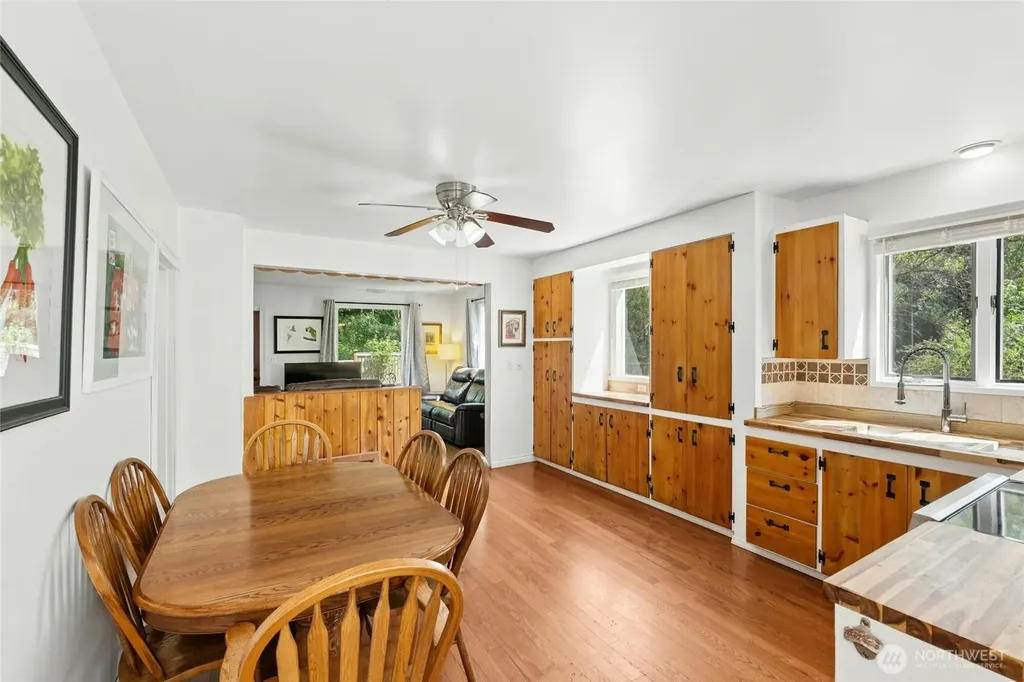 18011 83rd Avenue NE Kenmore WA 98028