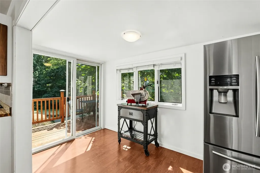 18011 83rd Avenue NE Kenmore WA 98028