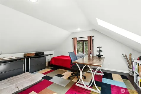 18011 83rd Avenue NE Kenmore WA 98028