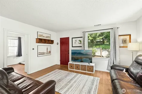 18011 83rd Avenue NE Kenmore WA 98028