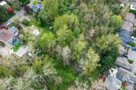 18011 83rd Avenue NE Kenmore WA 98028