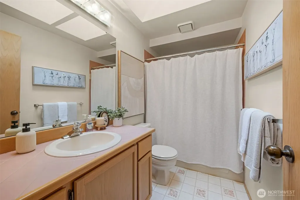 714 Vista Place Edmonds WA 98020