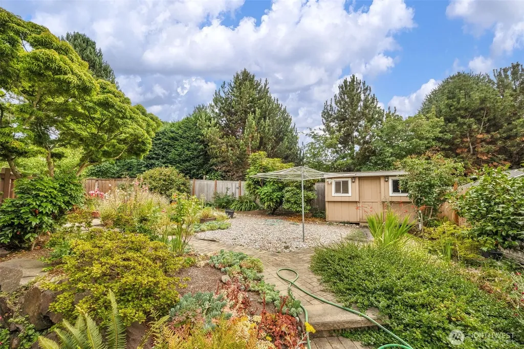 714 Vista Place Edmonds WA 98020