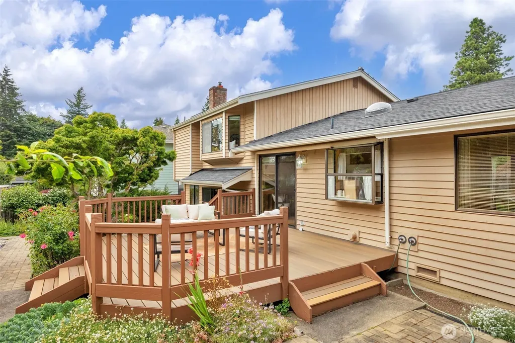 714 Vista Place Edmonds WA 98020