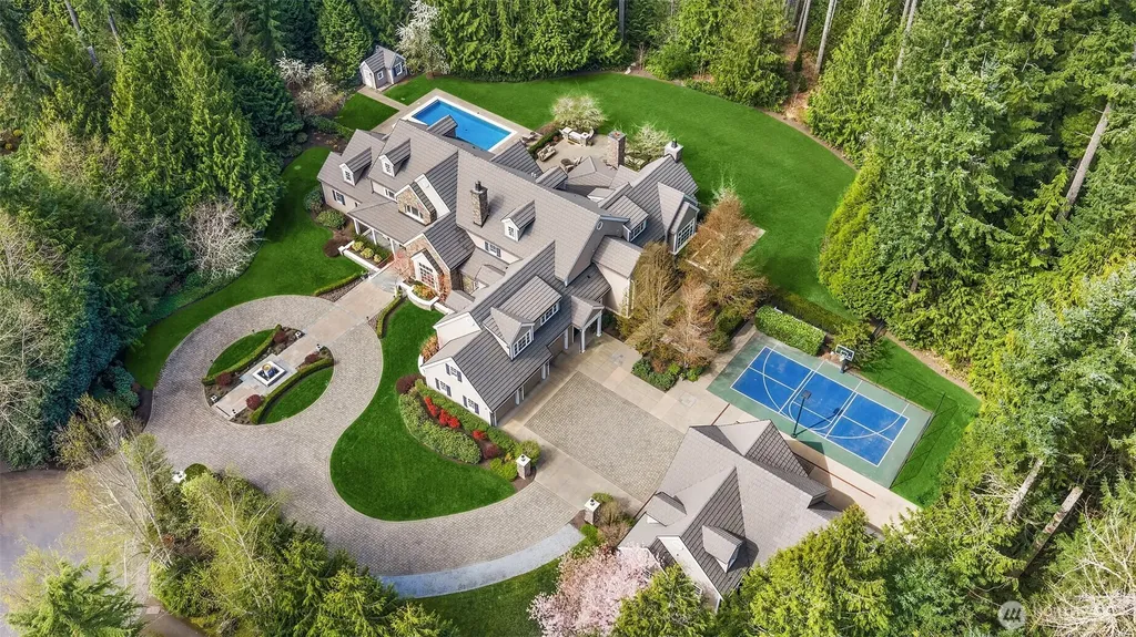 2045 250th Place NE Sammamish WA 98074