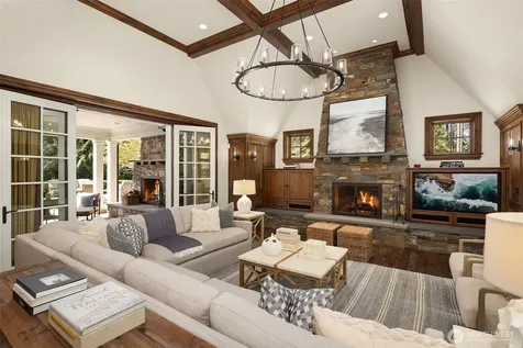 2045 250th Place NE Sammamish WA 98074