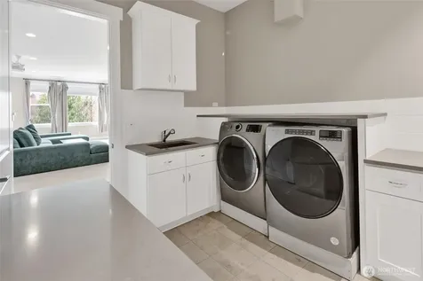 24030 Dolphin Lane Mount Vernon WA 98274