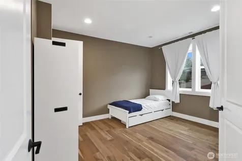 24030 Dolphin Lane Mount Vernon WA 98274