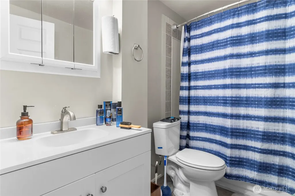 5428 S Cedar Street Tacoma WA 98409