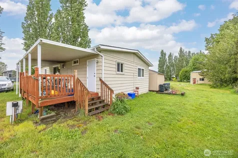 380 E Pole Road Lynden WA 98264
