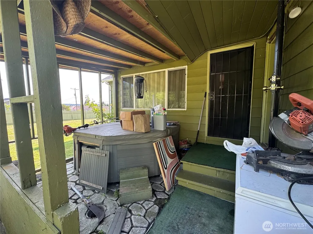 12026 59th Avenue S Seattle WA 98178