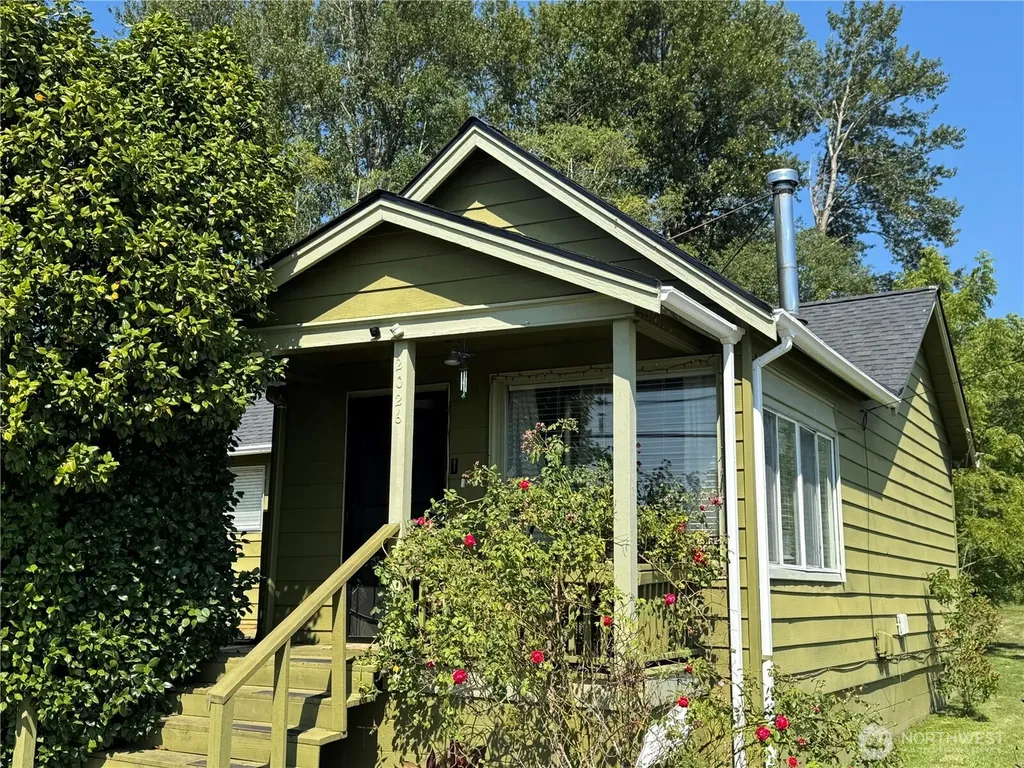 12026 59th Avenue S Seattle WA 98178