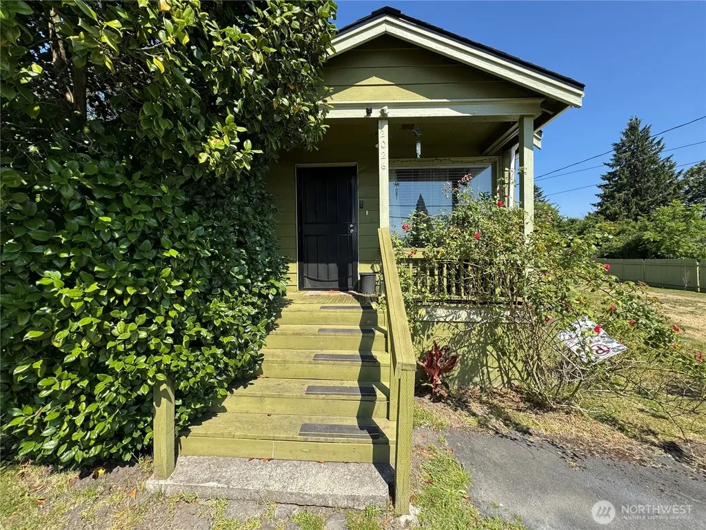 12026 59th Avenue S Seattle WA 98178
