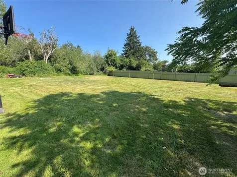 12026 59th Avenue S Seattle WA 98178