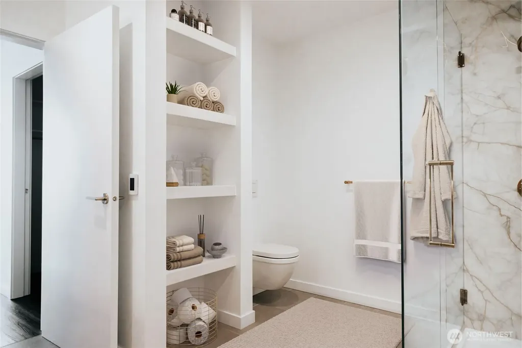 2014 Fairview Avenue Seattle WA 98109