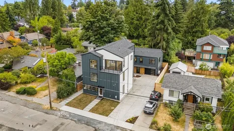 9215 12th Avenue NE Seattle WA 98115