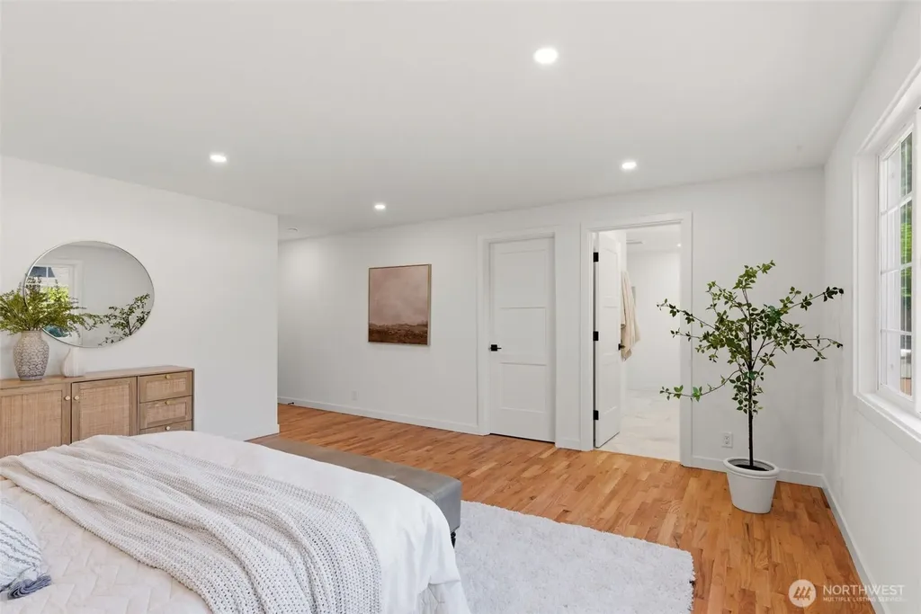 16432 NE 18th Street Bellevue WA 98008