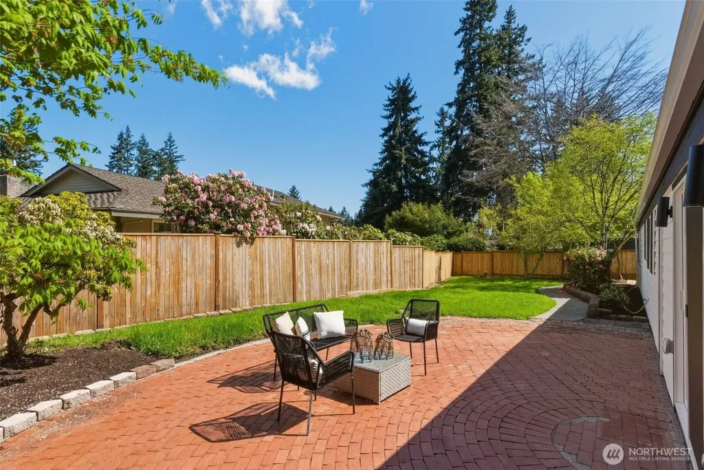16432 NE 18th Street Bellevue WA 98008