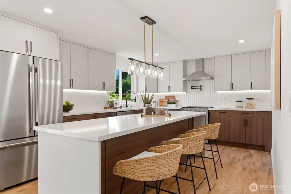 16432 NE 18th Street Bellevue WA 98008