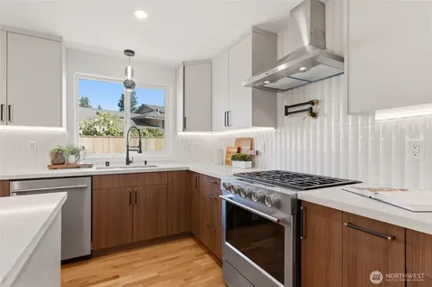 16432 NE 18th Street Bellevue WA 98008