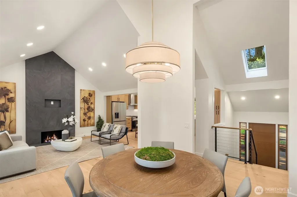 21229 NE 14th Place Sammamish WA 98074